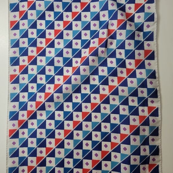 Retro Rectangular Oblong Neck Scarf - Picture 3 of 9